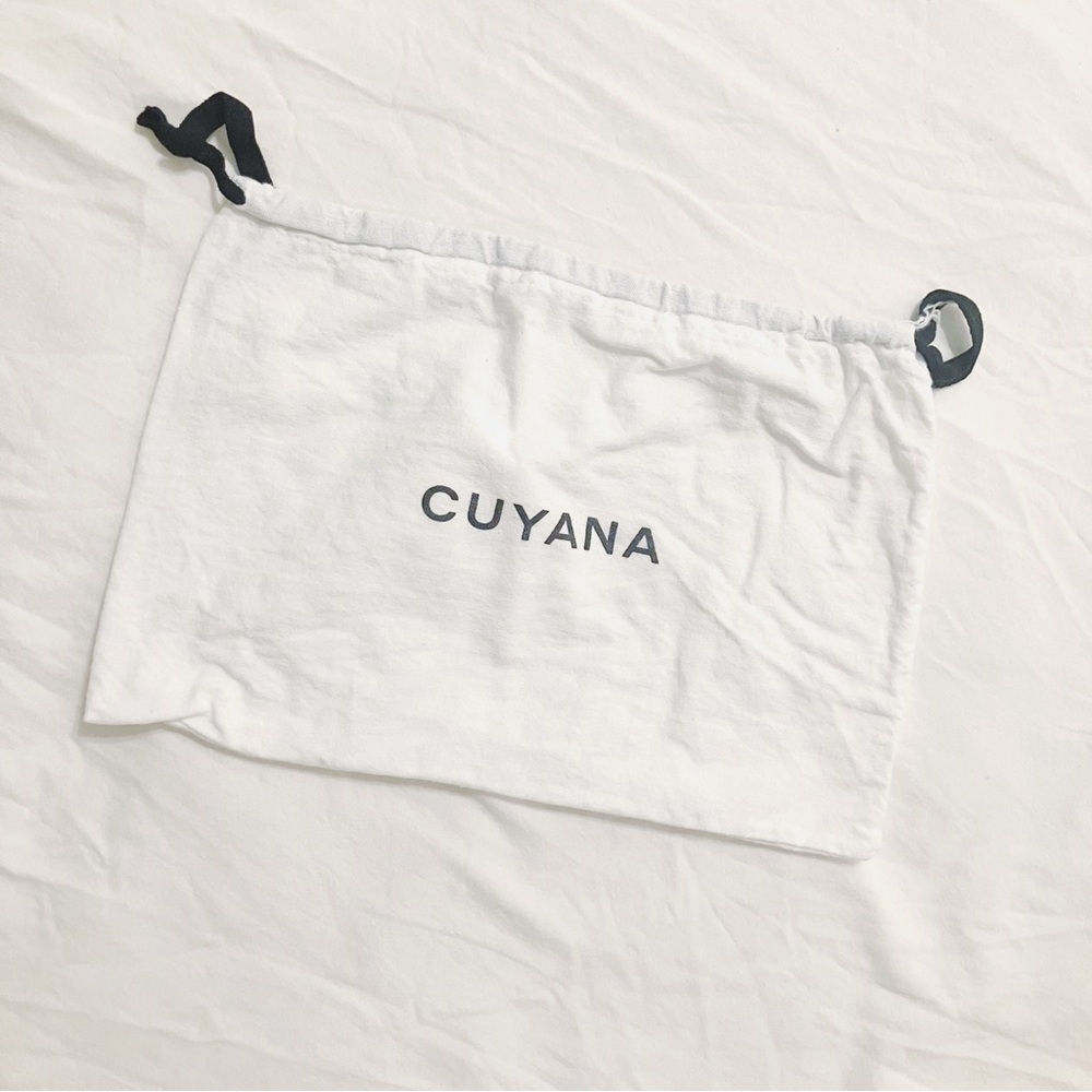 Cuyana • Logo Dust Bag in White